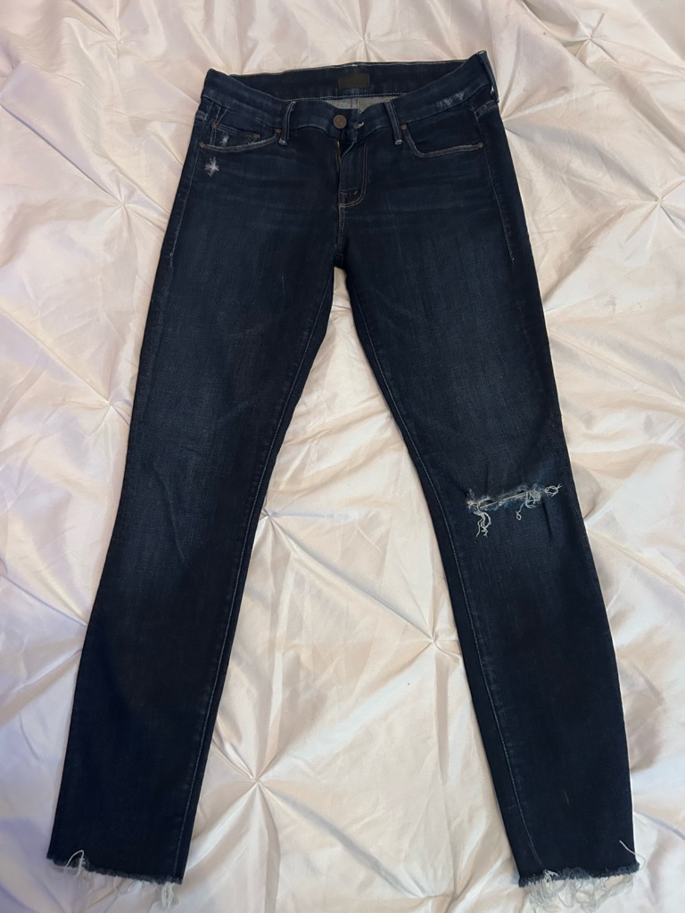 MOTHER The looker ankle fray. Size 28. Partner in Crime. - Picture 6 of 17